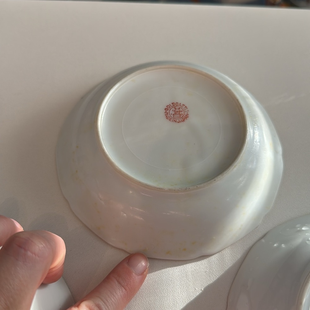 Vintage Gold Castle Japan Floral China Bowls Set of 4 - Cream and Pink - Picture 8 of 10